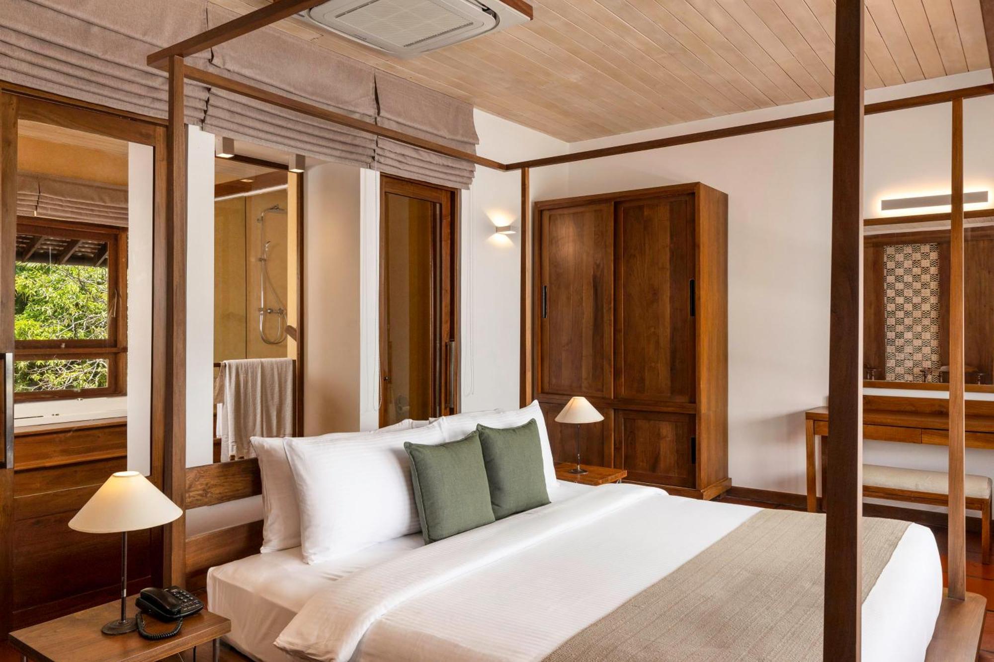 Курортний комплекс Jetwing Lagoon Wellness, A Luxury Reserve - Adults Only 5*